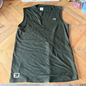 Tracksmith Men's Fieldhouse Tank Top